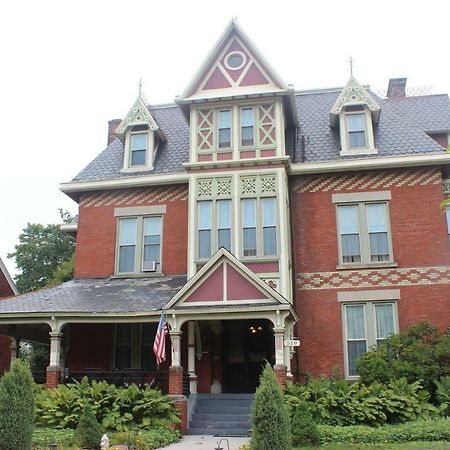 Spencer House Bed & Breakfast Ері Екстер'єр фото